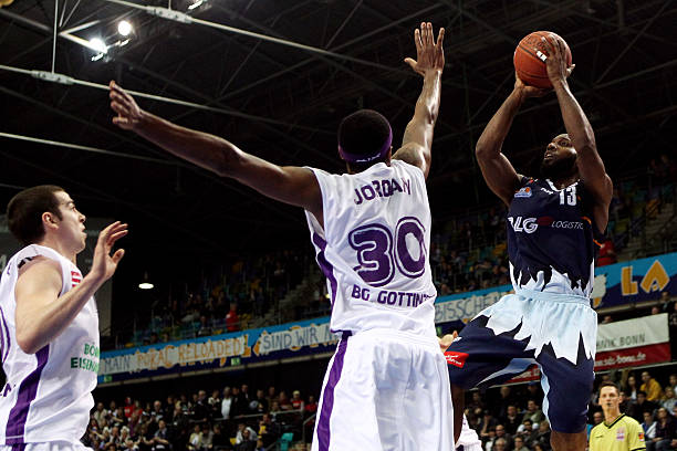 改写比赛的 改写比赛的