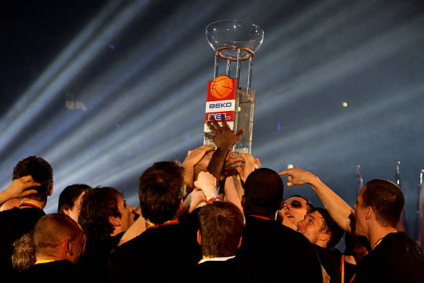 的竞争窗口 的竞争窗口