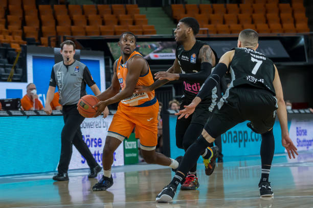 现并非一无 现并非一无